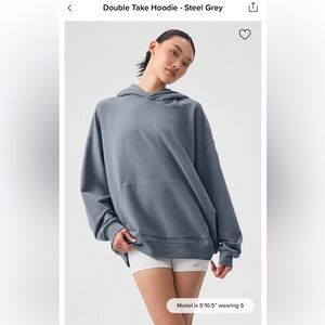 ALO Yoga Double Take Hoodie in Steel Grey Size Small